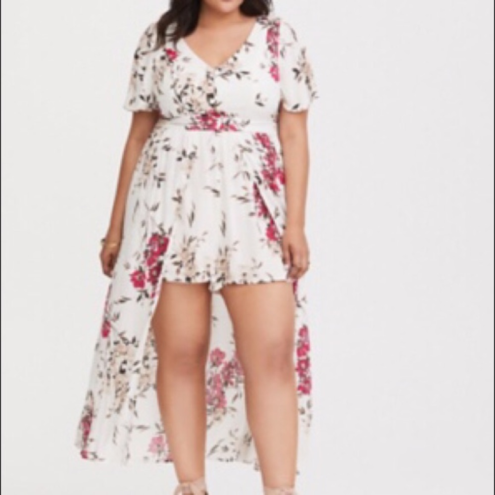 NWT Torrid White Floral Challis Romper Size 20